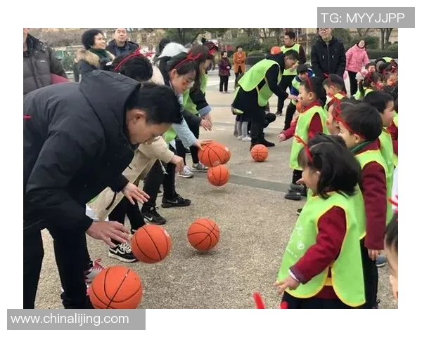 华蒙星篮球图片幼儿园打造儿童运动乐园促进健康成长与团队合作精神