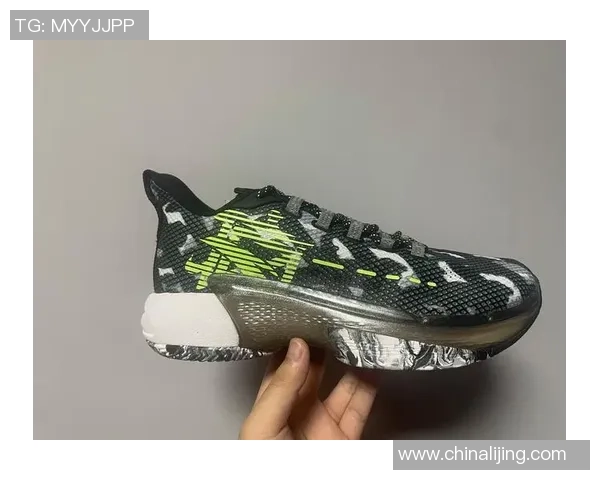 外场宽脚后卫篮球鞋的选择与推荐助你在球场上尽显风采与实力